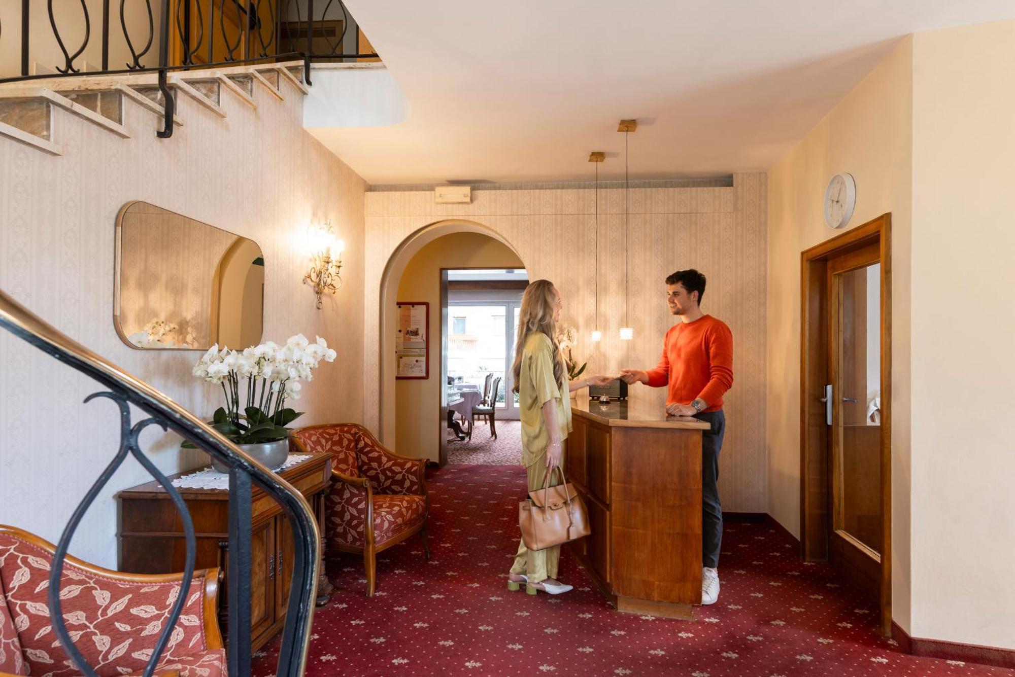 Weingarten Terlan - Rooms & Breakfast ภายนอก รูปภาพ