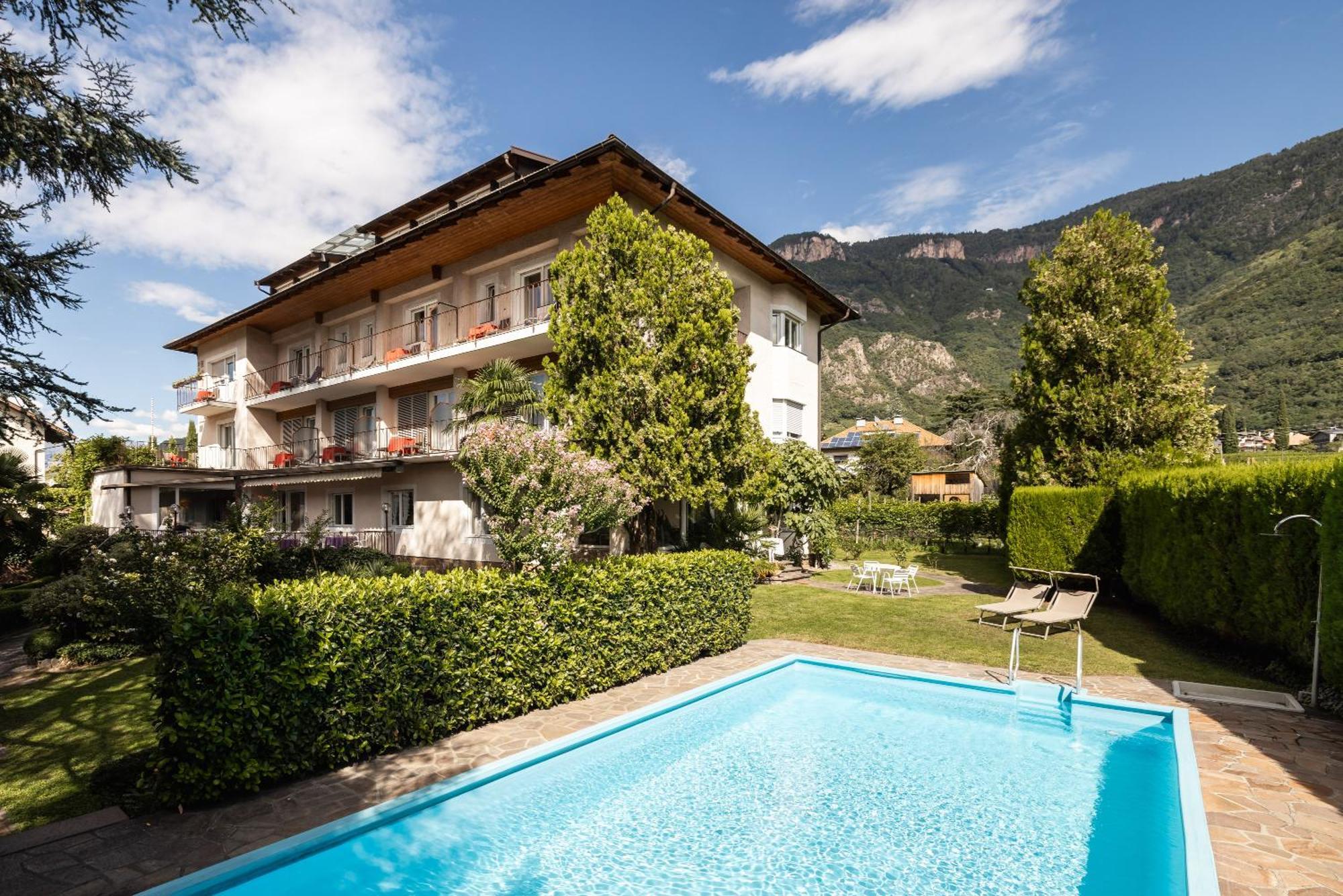 Weingarten Terlan - Rooms & Breakfast ภายนอก รูปภาพ